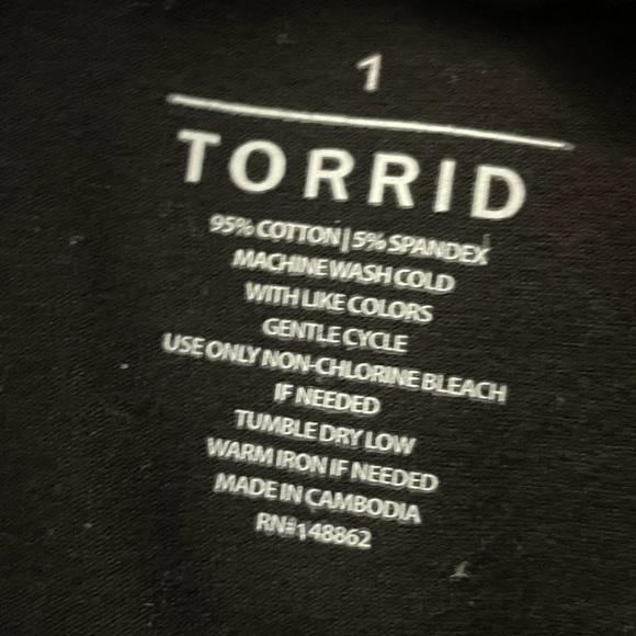 Torrid Black Cropped Cotton leggings Size 1 Slimming Soft comfortable layering - Picture 4 of 4